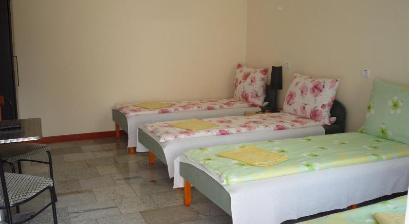 Morafeszek Vendeghaz Hotell Mórahalom Rum bild