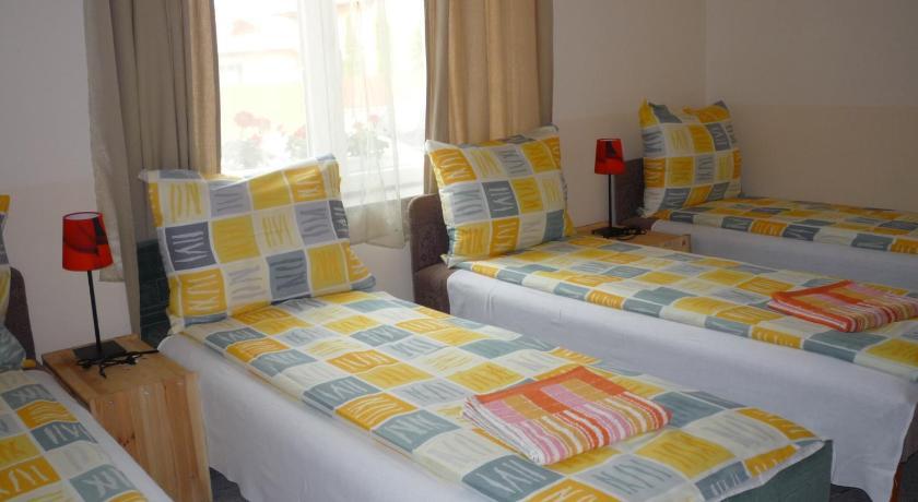 Morafeszek Vendeghaz Hotell Mórahalom Rum bild