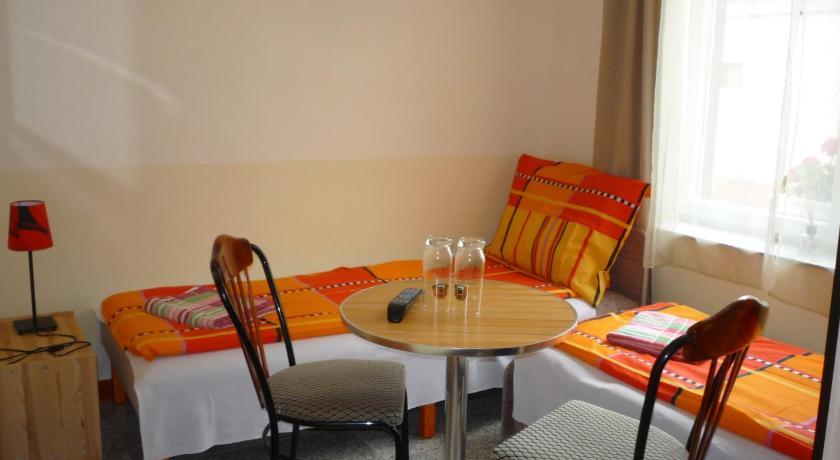 Morafeszek Vendeghaz Hotell Mórahalom Rum bild
